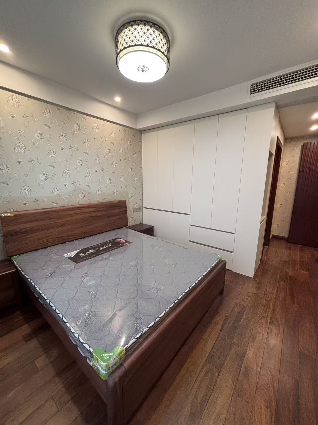 绿城玫瑰园 4室2厅3卫