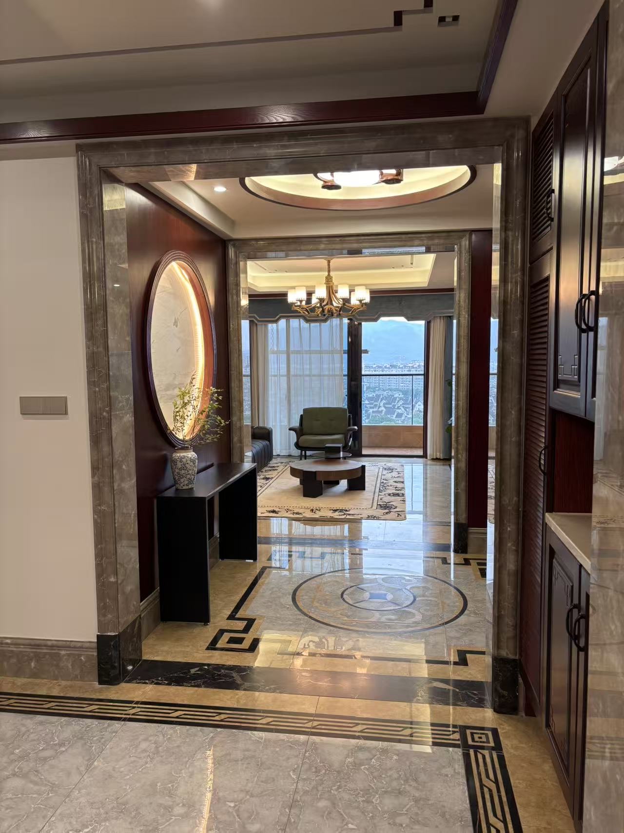 绿城玫瑰园 4室2厅3卫