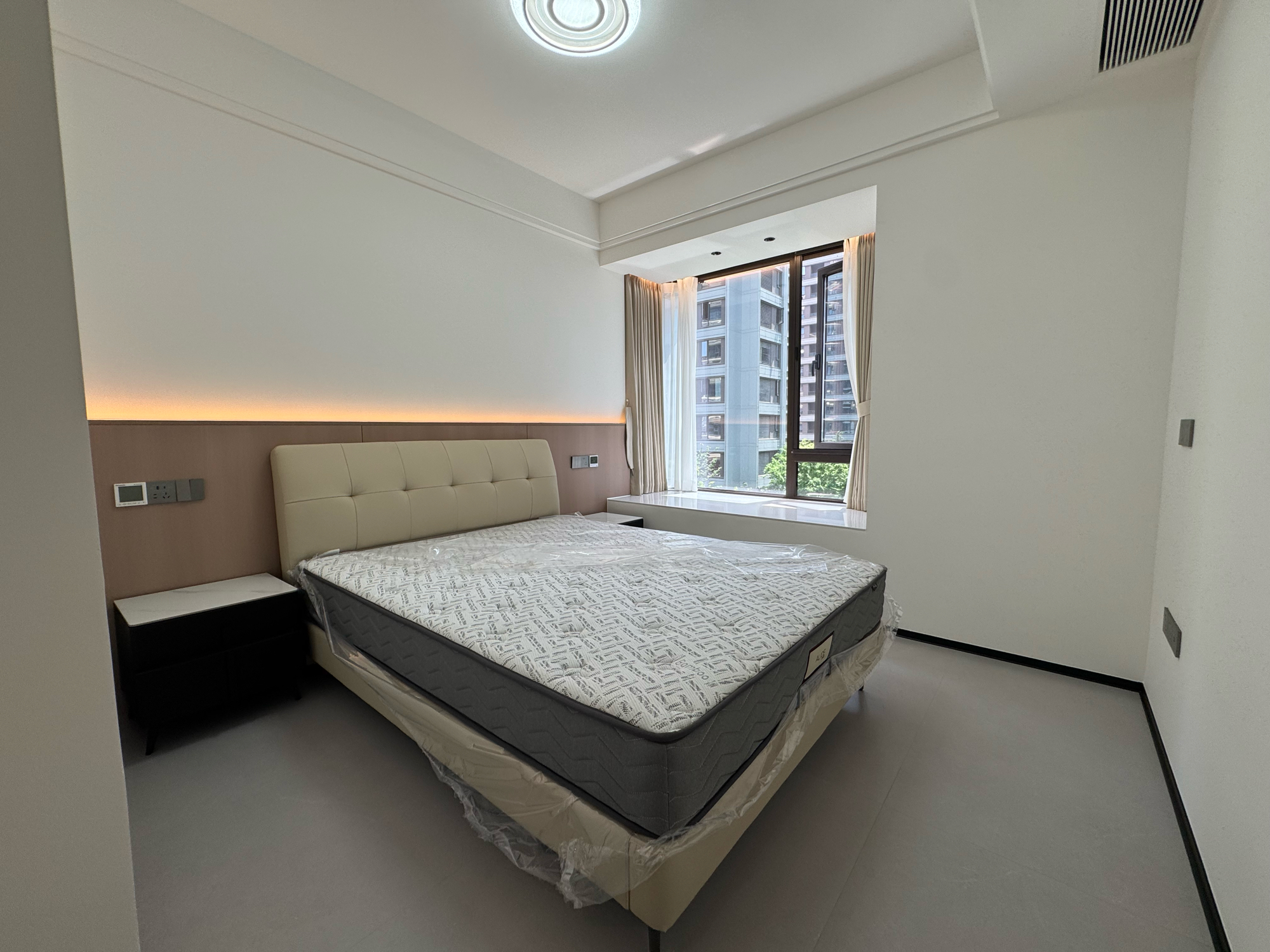 建设悦府 4室2厅2卫