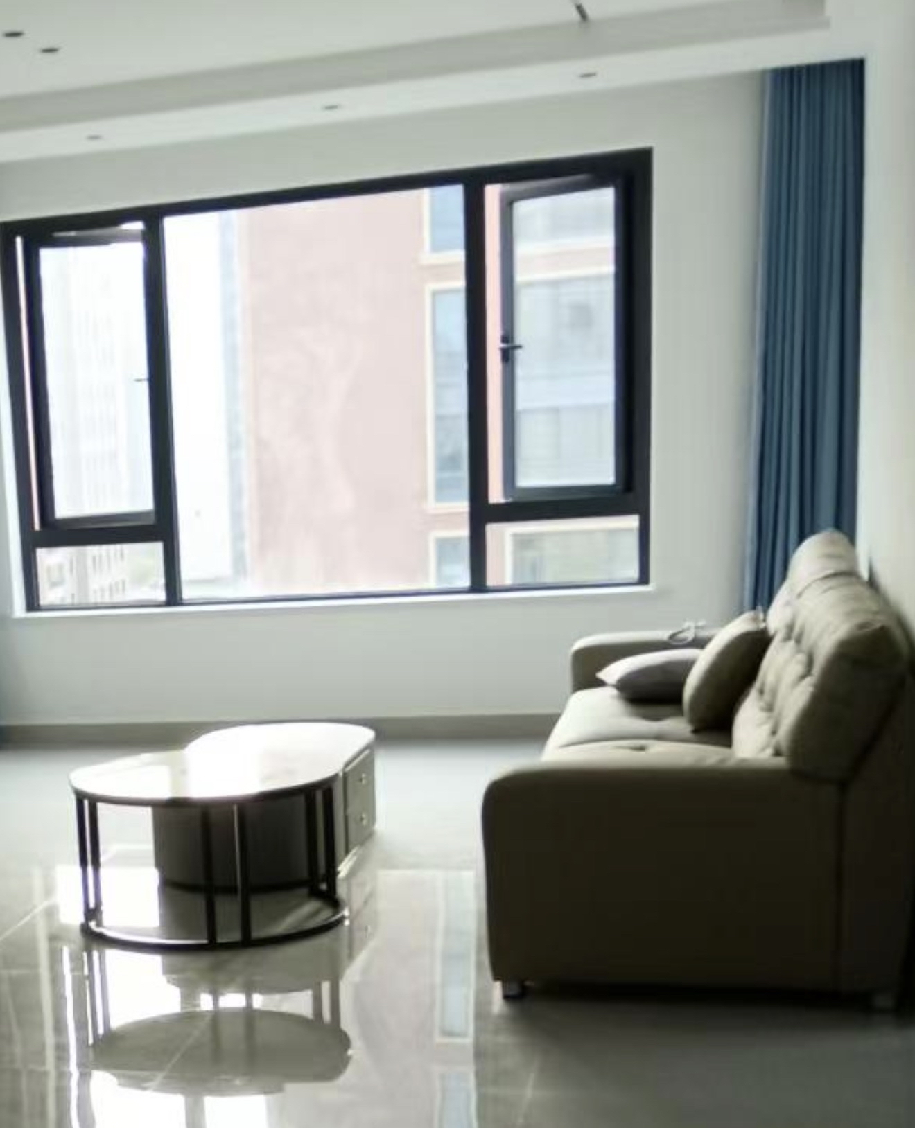 龙海家园东区 4室2厅2卫