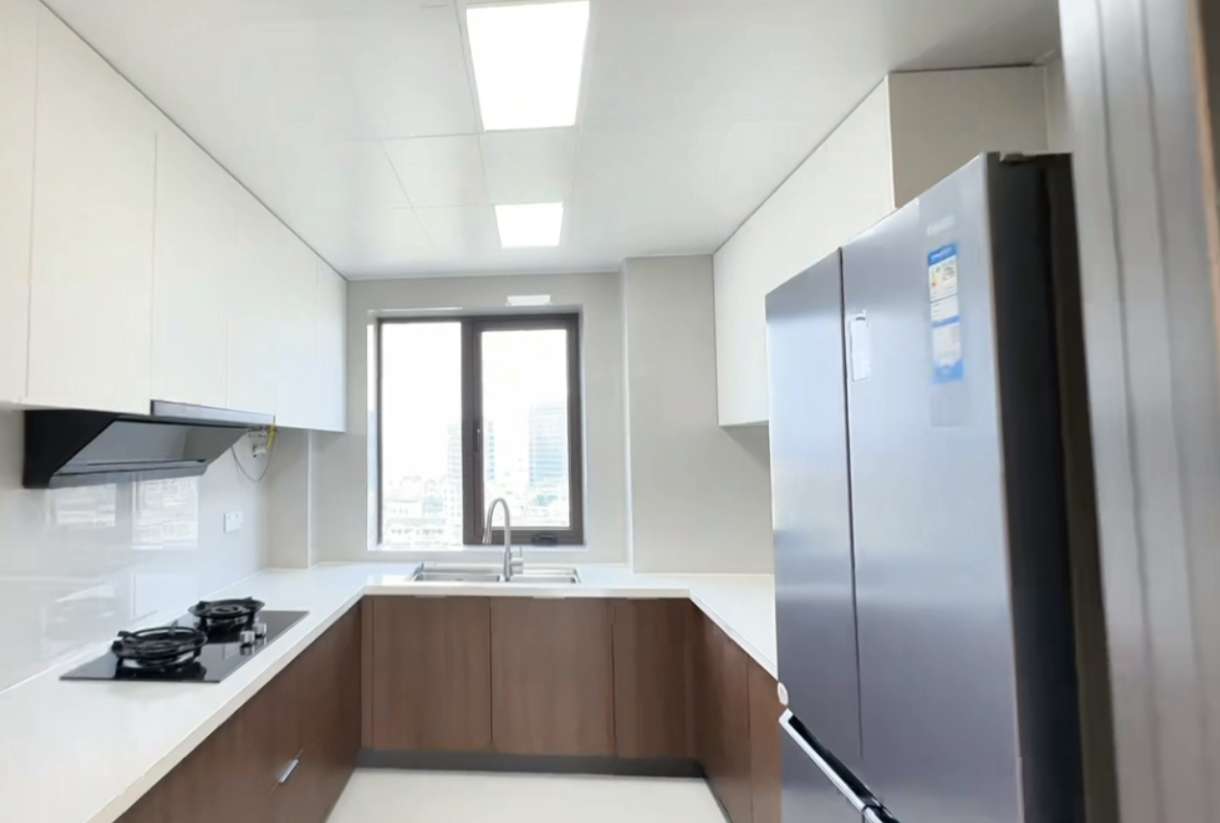 建设悦府 4室2厅2卫