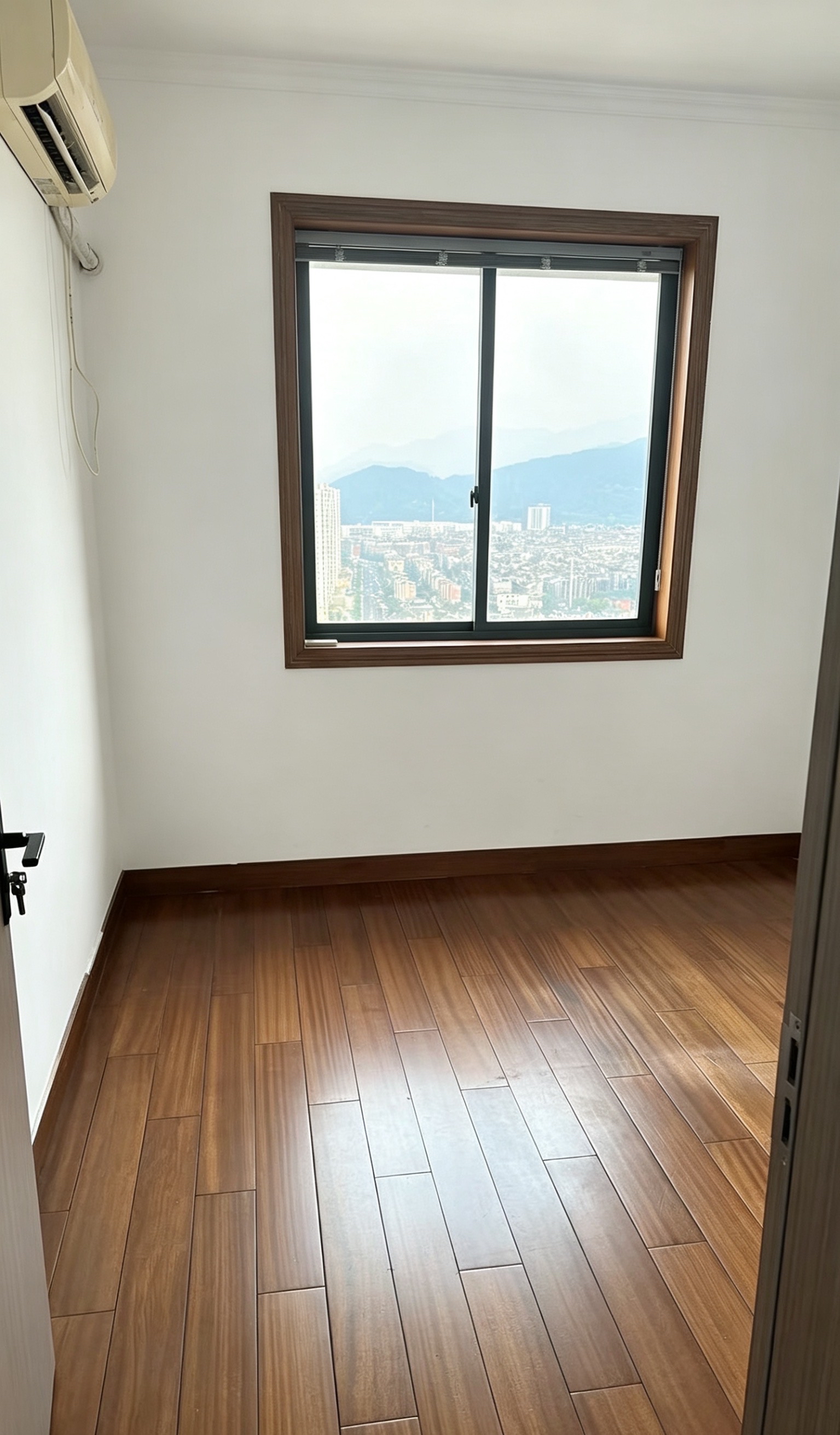 时代广场 4室2厅2卫