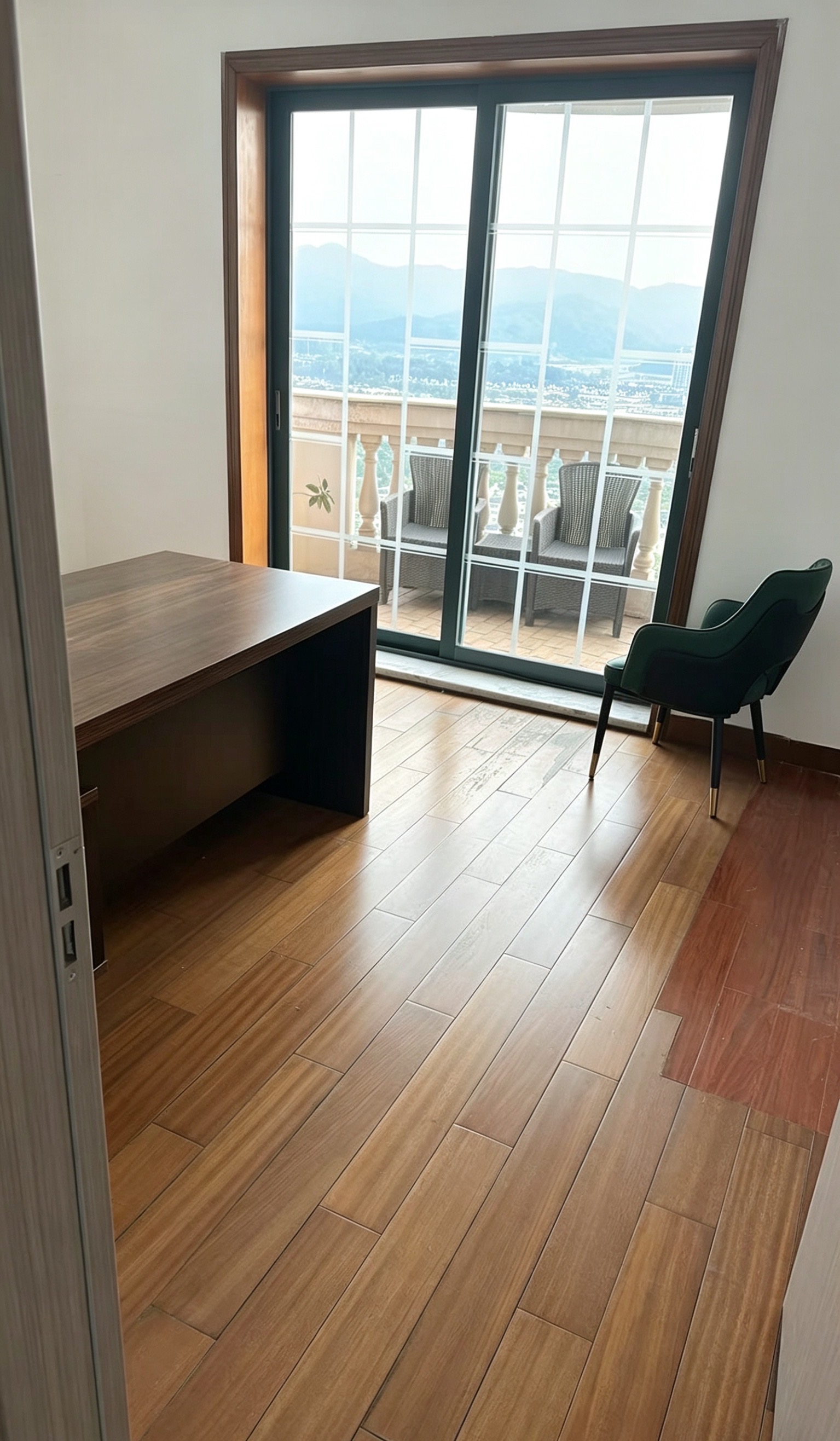 时代广场 4室2厅2卫