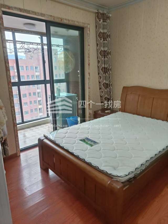 和欣花园 3室2厅1卫