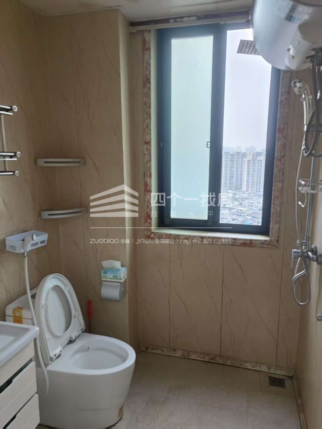 和欣花园 3室2厅1卫