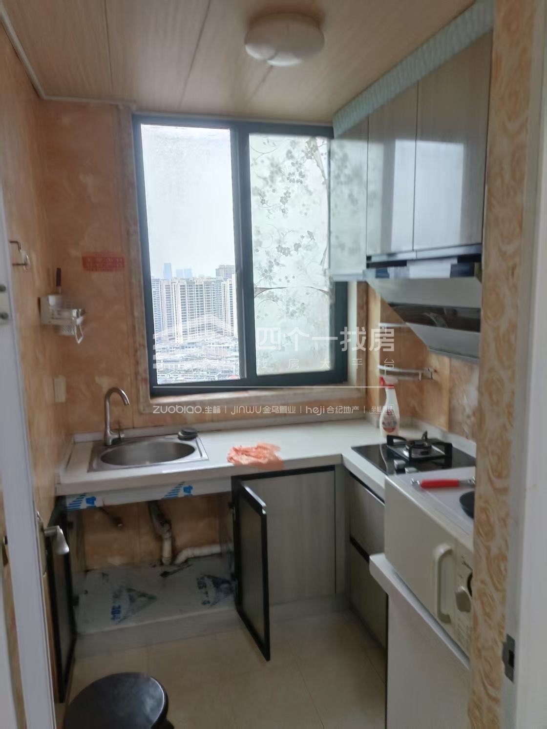 和欣花园 3室2厅1卫