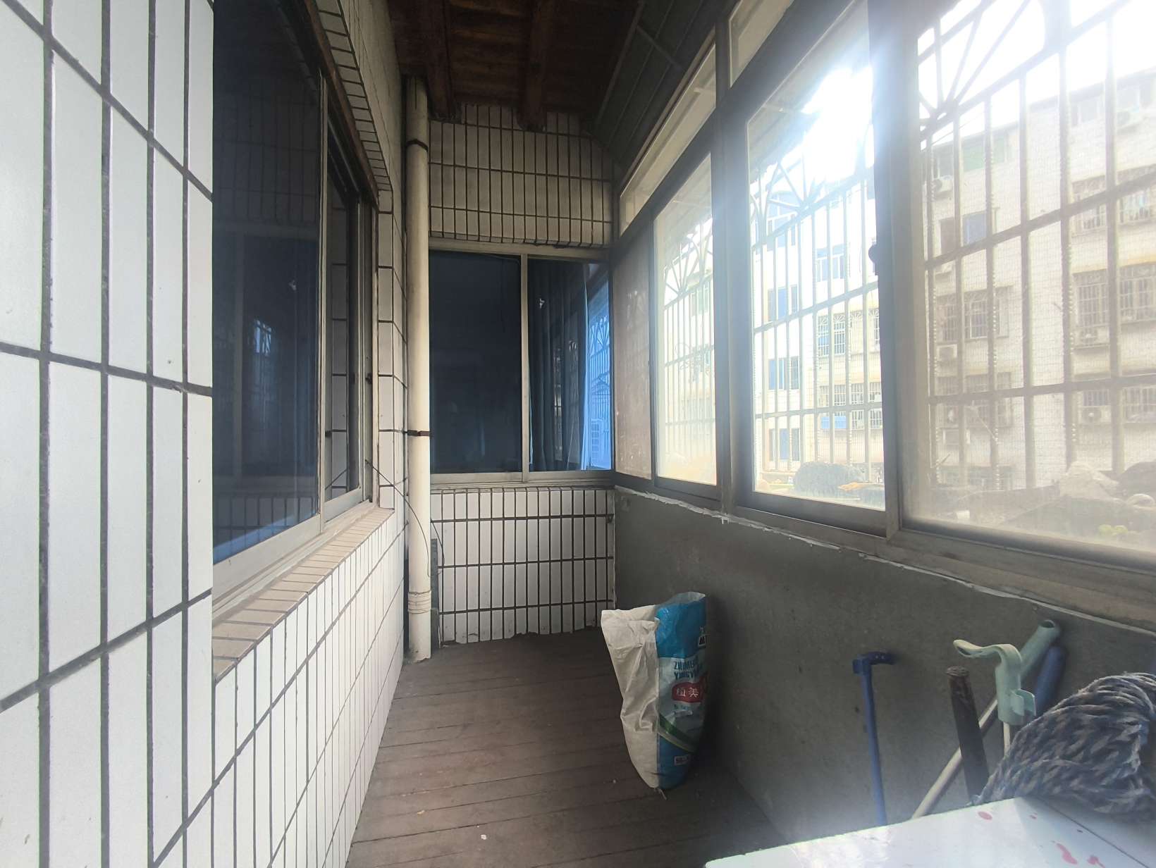 香港城 3室2厅2卫