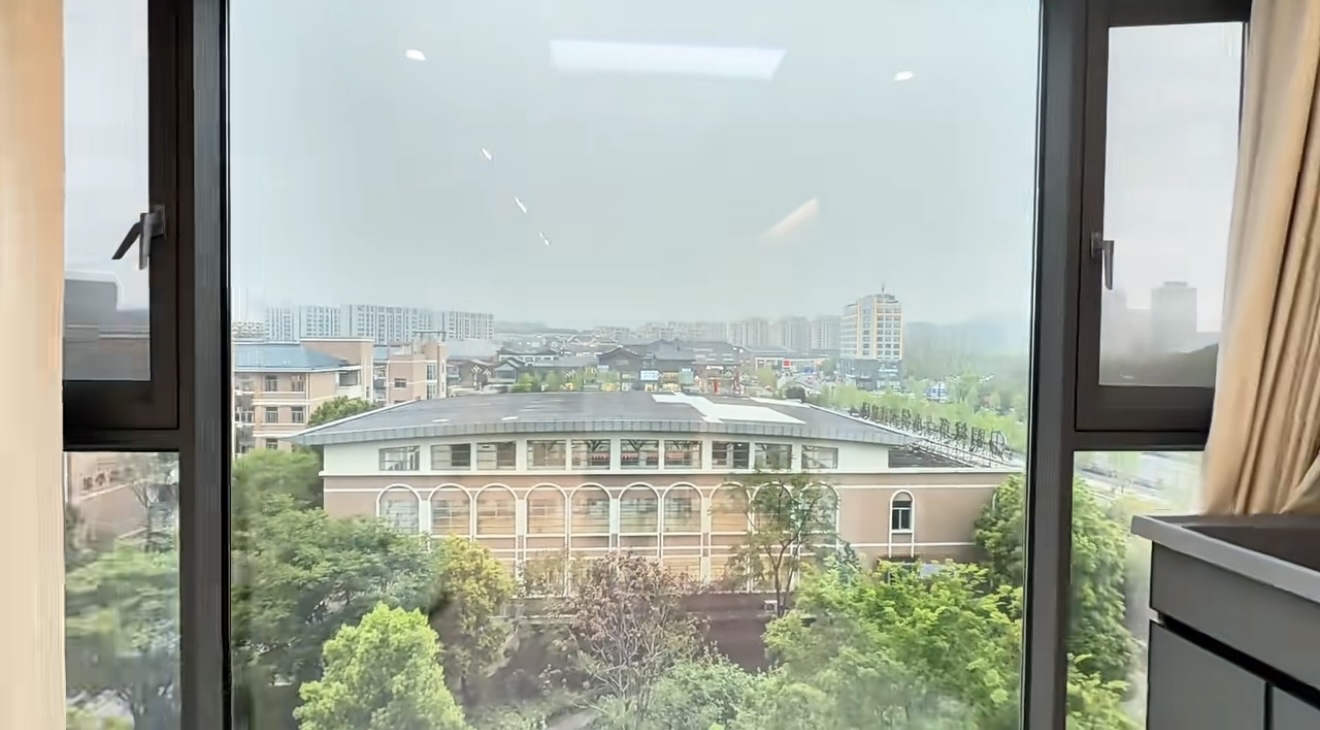 壹号院向阳三区 2室2厅1卫
